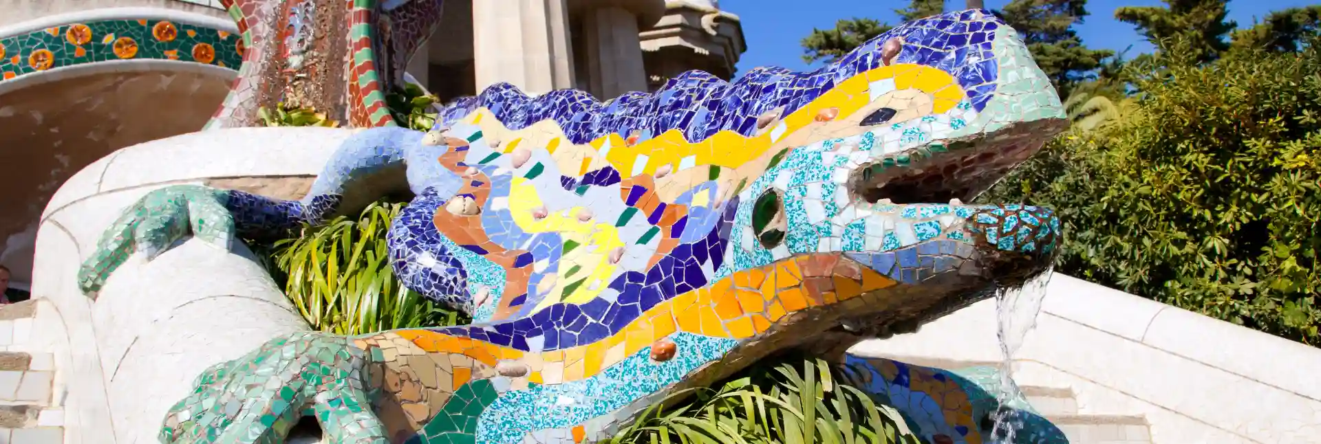 Discover 10 interesting facts about Park Güell